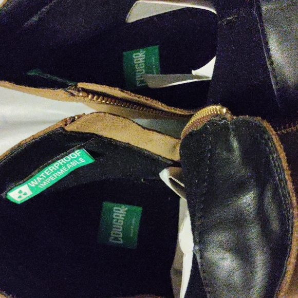 NWT Women's Cougar Ankle Boots Color Tan Size 7M - Picture 4 of 5